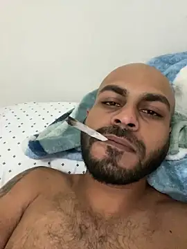 Snapshot of islandvybee55 chatting on 12-09-24, 06:45 islandvybee55 online show from 12-09-24, 06:45