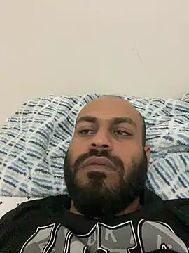 Snapshot of islandvybee55 chatting on 03-16-25, 07:26 islandvybee55 online show from 03-16-25, 07:26