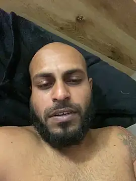 islandvybee55 online show from 03-08-26, 06:34