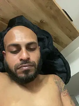 islandvybee55 online show from 03-09-26, 04:00