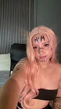 Snapshot of MiaPetit_ chatting on 11-01-25, 04:14 MiaPetit  online show from 11-01-25, 04:14