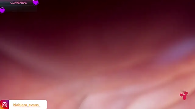 NahiaraEvans  online show from 09-24-25, 05:33