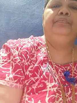 Snapshot of tamilthanushri chatting on 05-06-26, 08:52 tamilthanushri online show from 05-06-26, 08:52