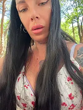 Snapshot of cicciolina chatting on 06-09-26, 12:17 cicciolina online show from 06-09-26, 12:17