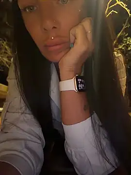 Snapshot of cicciolina chatting on 07-01-26, 07:57 cicciolina online show from 07-01-26, 07:57