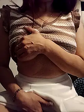 KITTEN-10 online show from 12-22-25, 04:15