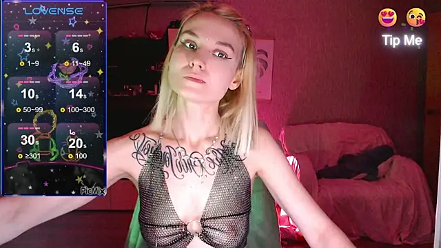 mischellemeow13 online show from 10-08-25, 02:20