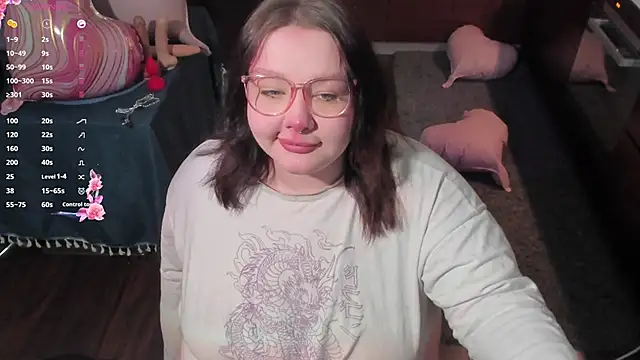 Snapshot of LilyBelll chatting on 02-15-26, 05:20 LilyBelll online show from 02-15-26, 05:20