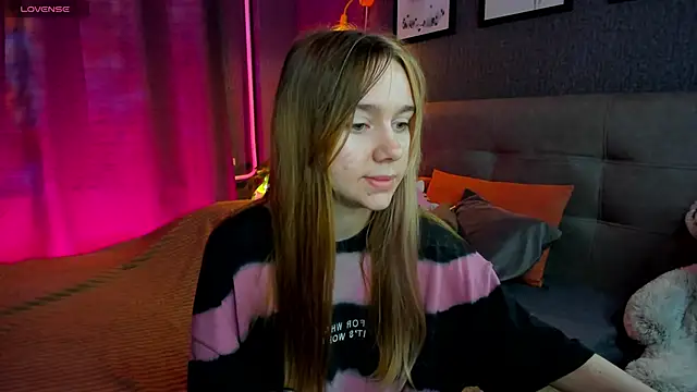 Lesi Moonie01 online show from 11-05-25, 07:52