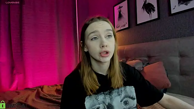 Lesi Moonie01 online show from 03-07-26, 08:33