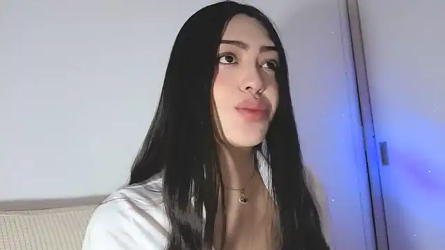 Sweet-Sophiee online show from 04-25-26, 03:42
