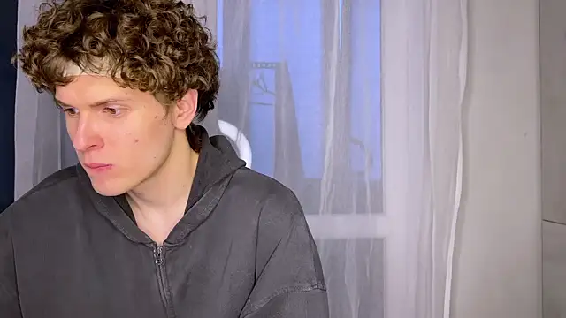 alyx garden online show from 04-03-26, 04:49