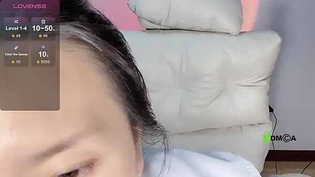 YangYangmian-521 online show from 12-06-24, 08:07