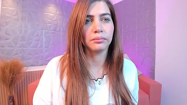 Snapshot of Laurent_Williams chatting on 02-11-25, 08:31 Laurent Williams online show from 02-11-25, 08:31