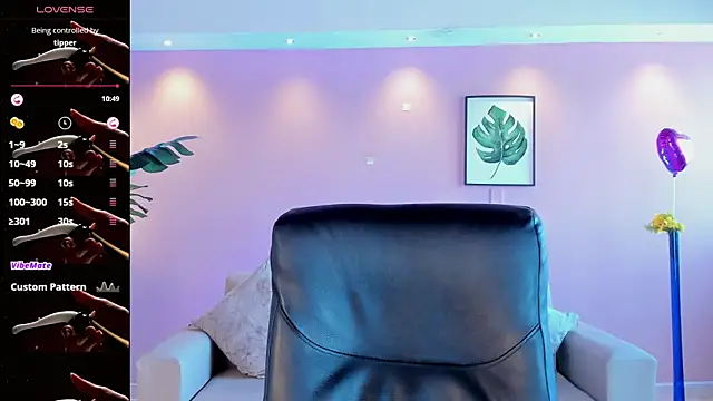 Snapshot of Laurent_Williams chatting on 03-18-25, 02:48 Laurent Williams online show from 03-18-25, 02:48