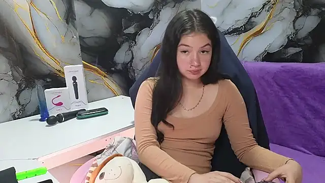 lilimini032 online show from 02-16-26, 08:27