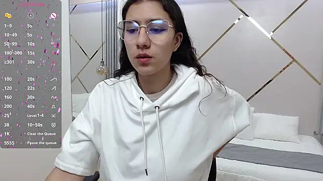 Snapshot of Lita_Rogers chatting on 12-28-24, 02:10 Lita Rogers online show from 12-28-24, 02:10