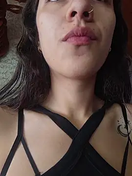 Lita Rogers online show from 01-06-26, 01:37