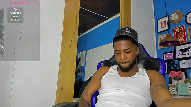 Drake Nassir4 online show from 10-13-25, 09:15