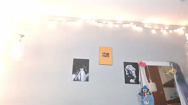 Snapshot of Kimandyuk chatting on 01-07-25, 10:30 Kimandyuk online show from 01-07-25, 10:30