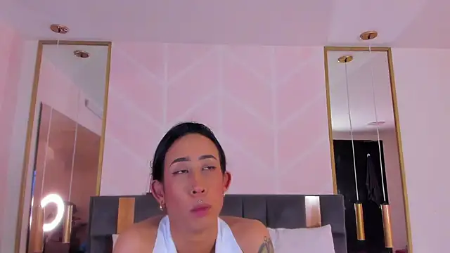 GabyPetit online show from 11-07-25, 08:09