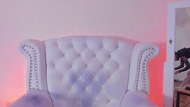 GabyPetit online show from 02-14-26, 08:05