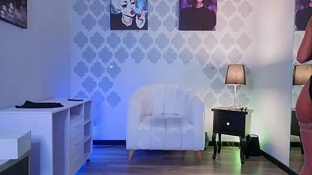 GabyPetit online show from 07-14-26, 07:52