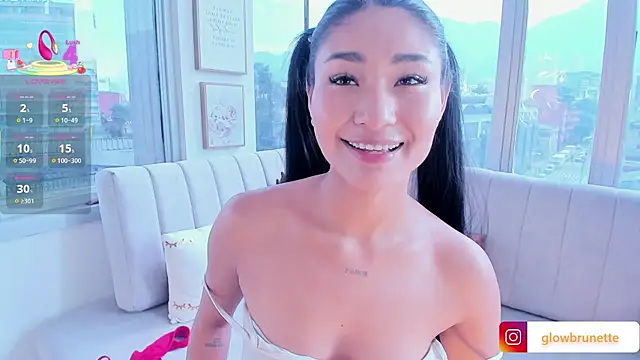 Snapshot of Megan_Lim chatting on 03-01-25, 01:29 Megan Lim online show from 03-01-25, 01:29