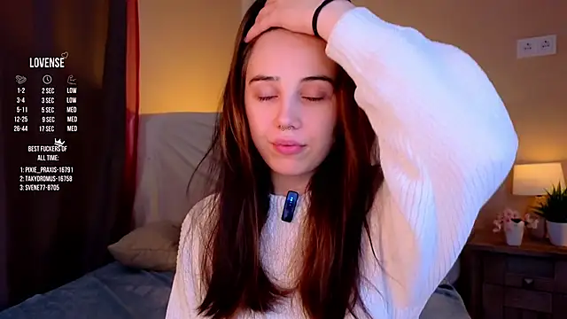 GillianDowdey online show from 10-12-25, 02:54