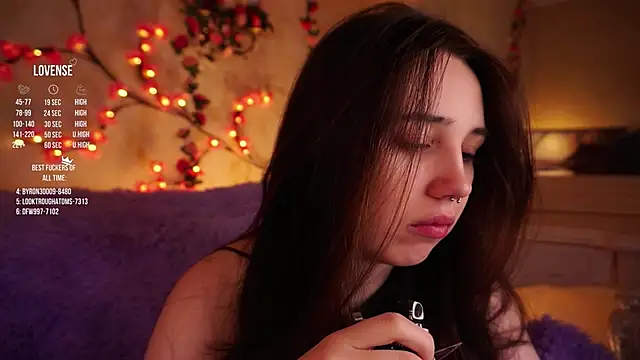 GillianDowdey online show from 11-14-25, 04:00