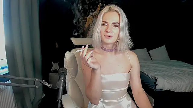 Milena marshmalows online show from 12-13-24, 07:47