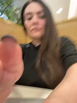 Sophie Eaton online show from 11-14-25, 08:29