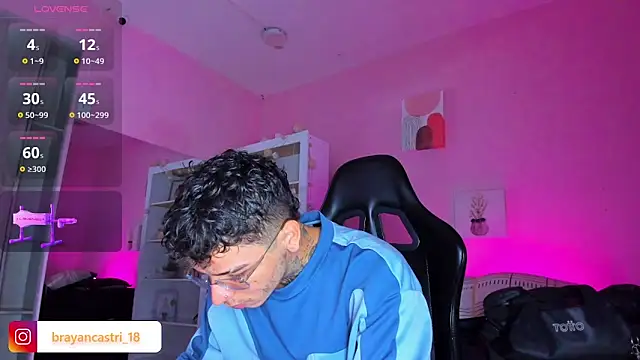 Ian Castillo  online show from 11-10-25, 11:20