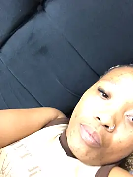 Snapshot of SZA_Doja chatting on 06-02-26, 10:23 SZA Doja online show from 06-02-26, 10:23