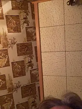 Tonybaloney1972 online show from 04-17-26, 04:26