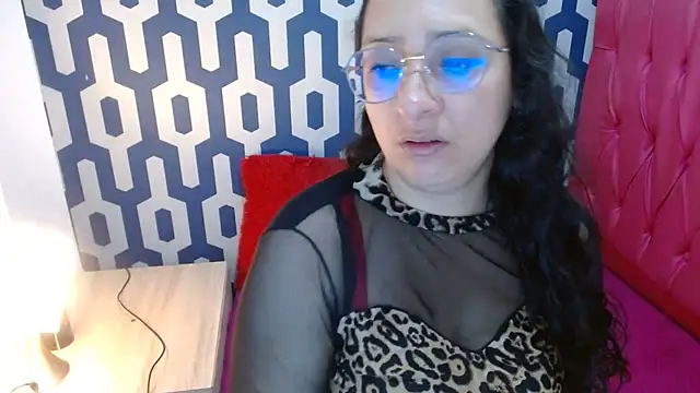 sarax ximena online show from 10-19-25, 06:36