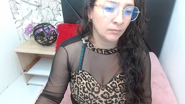 Snapshot of sarax_ximena chatting on 04-30-26, 06:09 sarax ximena online show from 04-30-26, 06:09