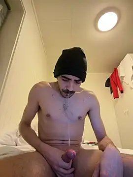 wolfwhite95 online show from 03-05-26, 01:01