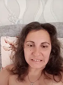 ShelaDiass online show from 06-20-26, 01:09