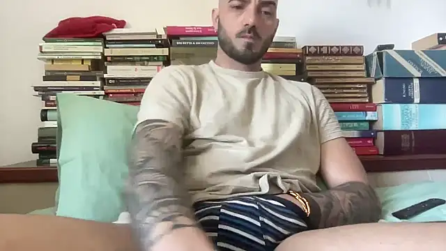 alessandromori91 online show from 04-10-26, 08:19