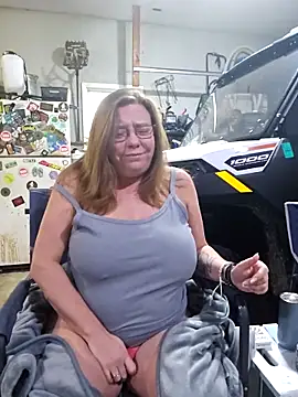 Snapshot of MsShelby40 chatting on 12-05-24, 10:12 MsShelby40 online show from 12-05-24, 10:12