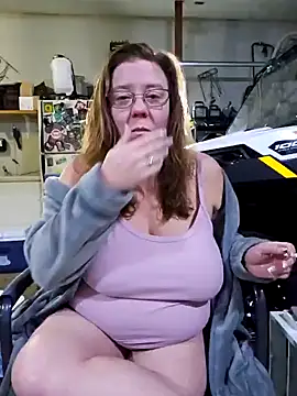 Snapshot of MsShelby40 chatting on 12-10-24, 09:54 MsShelby40 online show from 12-10-24, 09:54