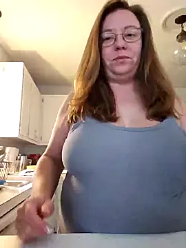 Snapshot of MsShelby40 chatting on 02-04-25, 09:20 MsShelby40 online show from 02-04-25, 09:20