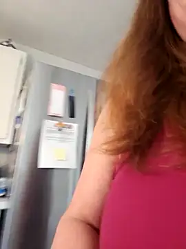 Snapshot of MsShelby40 chatting on 11-08-25, 04:40 MsShelby40 online show from 11-08-25, 04:40