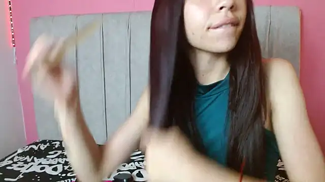 monicahotsex303av online show from 12-12-24, 09:40