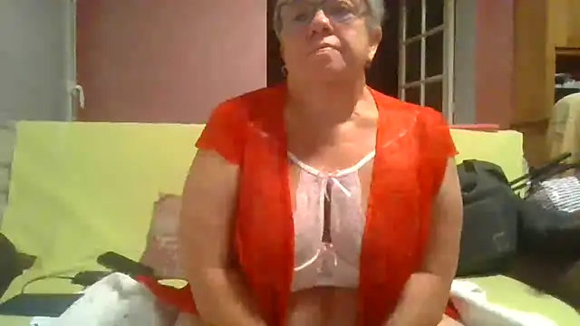 Vandeae44 online show from 09-25-25, 08:01