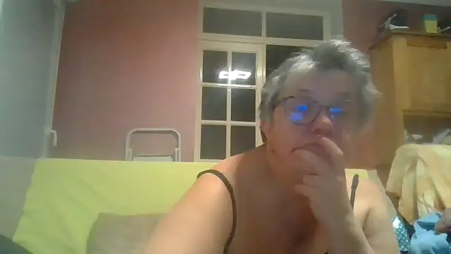 Vandeae44 online show from 01-05-26, 08:45