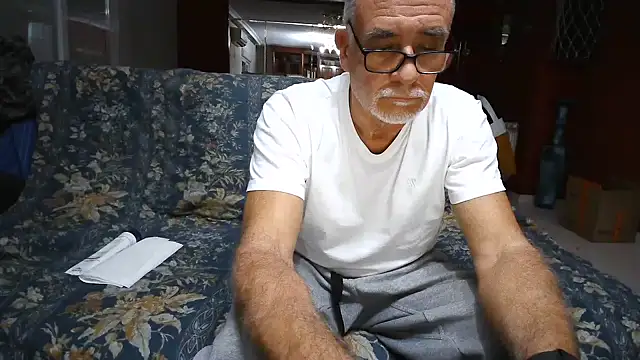 maduroguapo online show from 12-17-24, 05:15