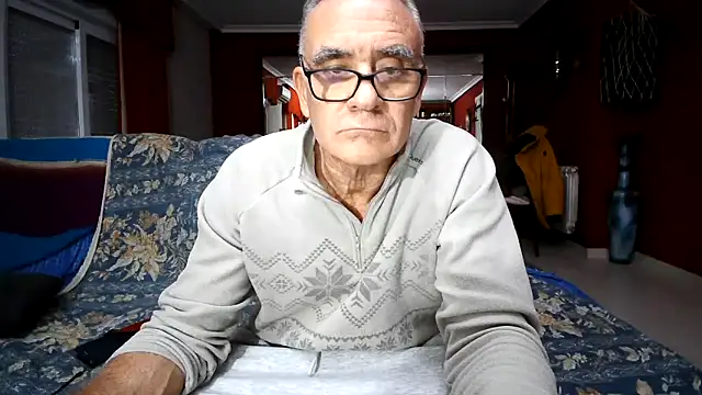 Snapshot of maduroguapo chatting on 02-12-26, 05:41 maduroguapo online show from 02-12-26, 05:41