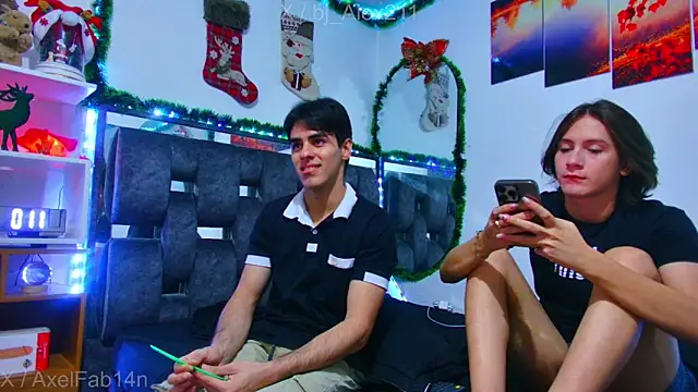 Alex and Fabian online show from 12-19-25, 04:41